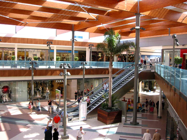 Habaneras-Shopping-Centre-interio