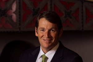 Dr Andrew Golding vertical portrait